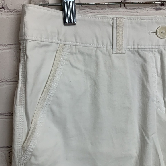 Tommy Bahama White Bermuda Style Chino Shorts - Picture 2 of 13